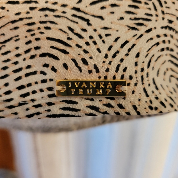 Ivanka Trump Dress Shirt - Picture 3 of 5